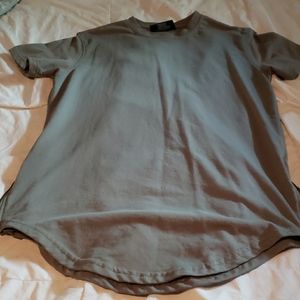 Mens M shirt